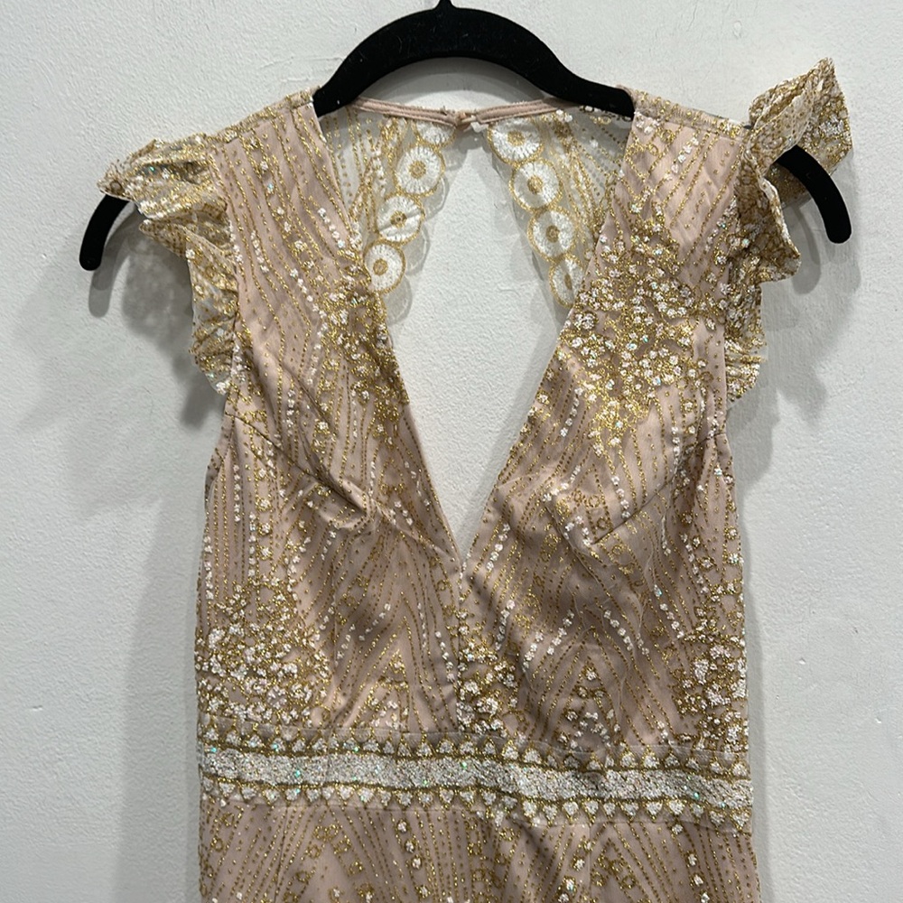 NWT Hello Molly Match Me Dress mini champagne beige sparkle back cut out size 8 - Picture 4 of 9
